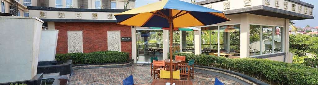 โรงแรมโกลเดน ทิวลิป เอสเซนเชียล เดนปาซาร์ ร้านอาหาร รูปภาพ